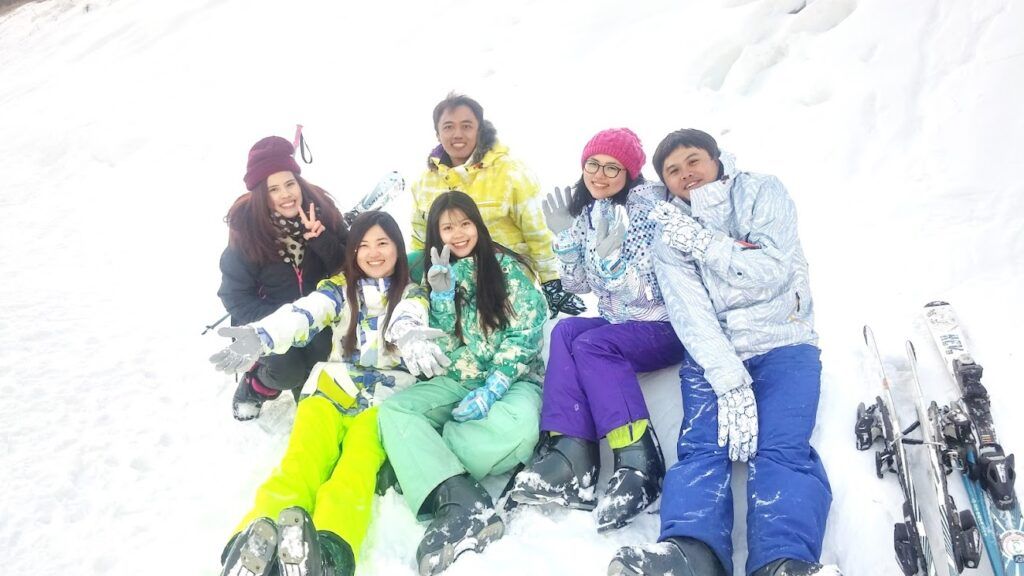 Two Story 2015-12-27 滑雪照片