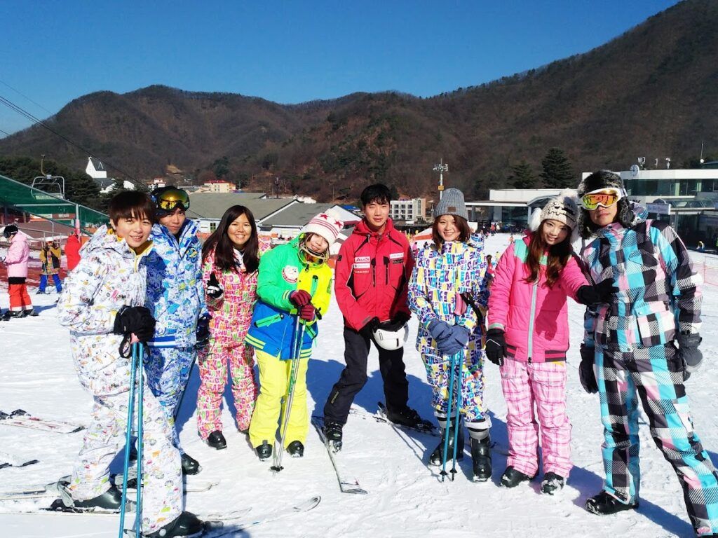 Two Story 2016-12-11 滑雪照片