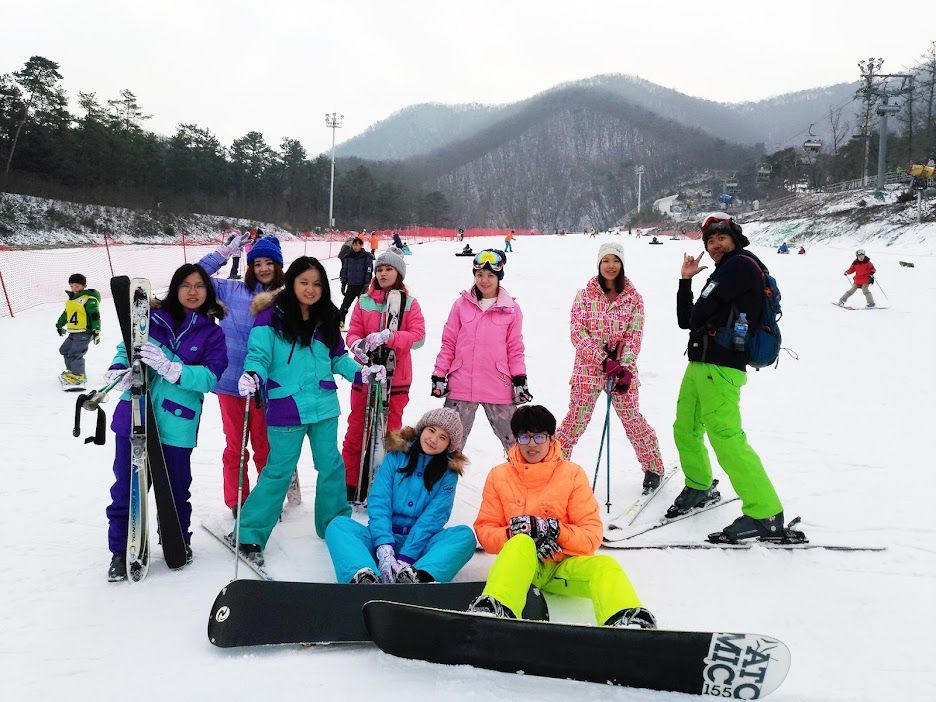 Two Story 2016-12-24 滑雪照片