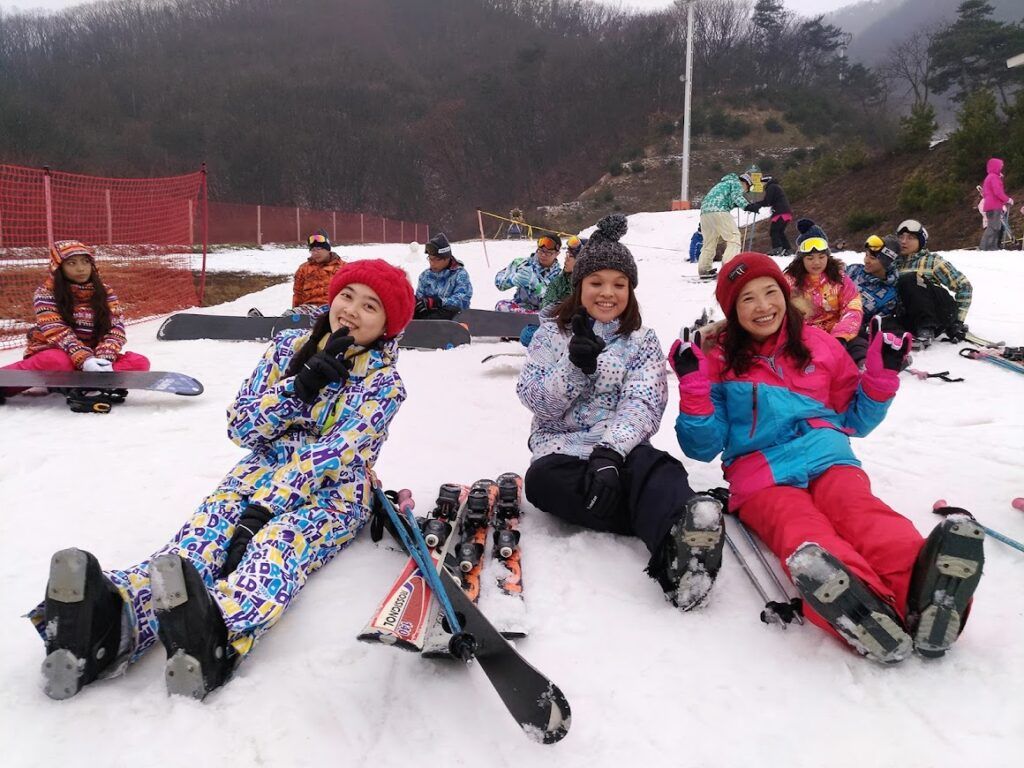 Two Story 2016-12-26 滑雪照片