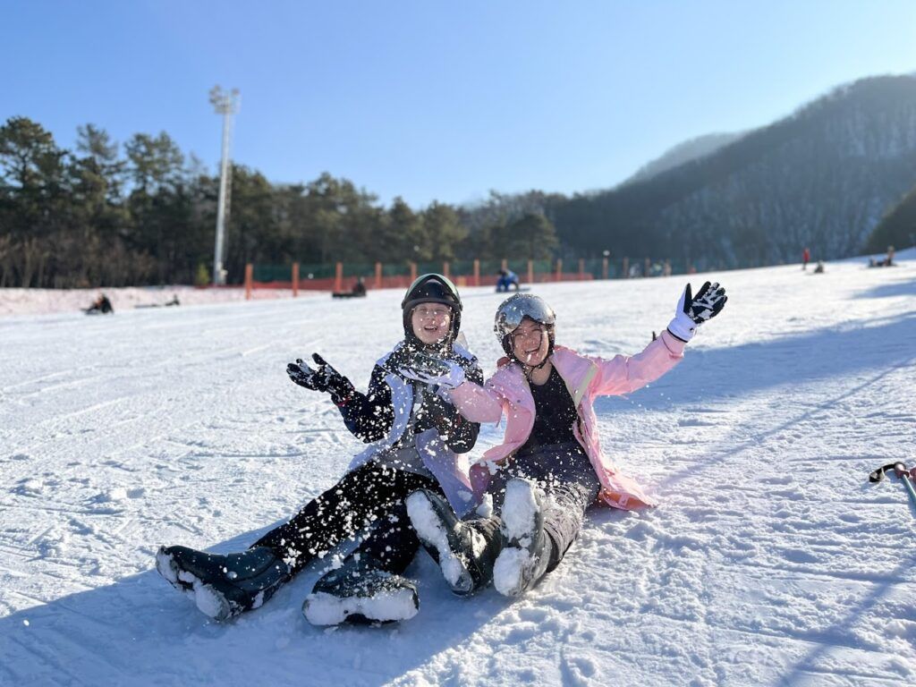 Two Story 2023-01-10 滑雪照片